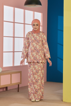 KURUNG FLEUR - POPPY IN RED BRICK