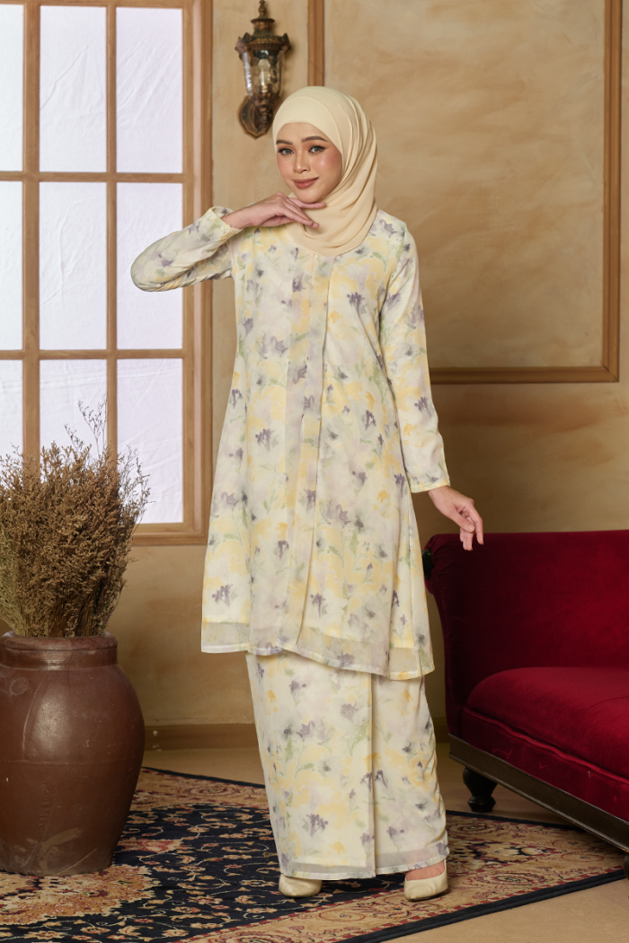 KEBARUNG KESUMA - HANUM IN SOFT YELLOW