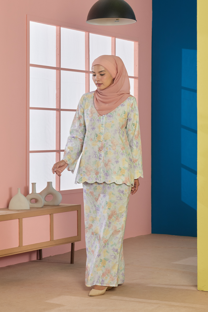 KURUNG FLEUR - LILY IN LIGHT PURPLE