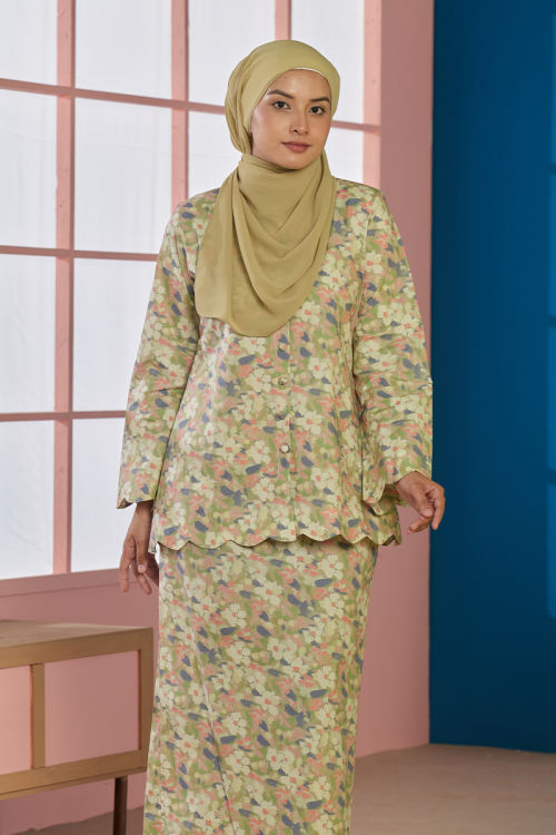 KURUNG FLEUR - POPPY IN OLIVE