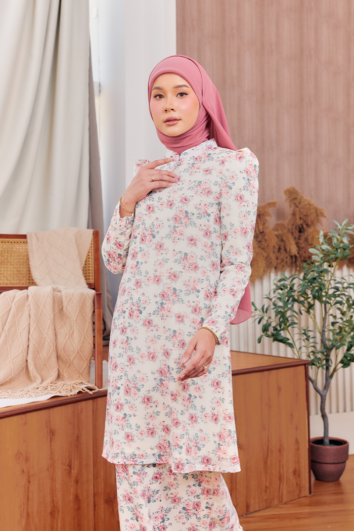 KURUNG FLORENCE - ROSE IN WHITE CREAM