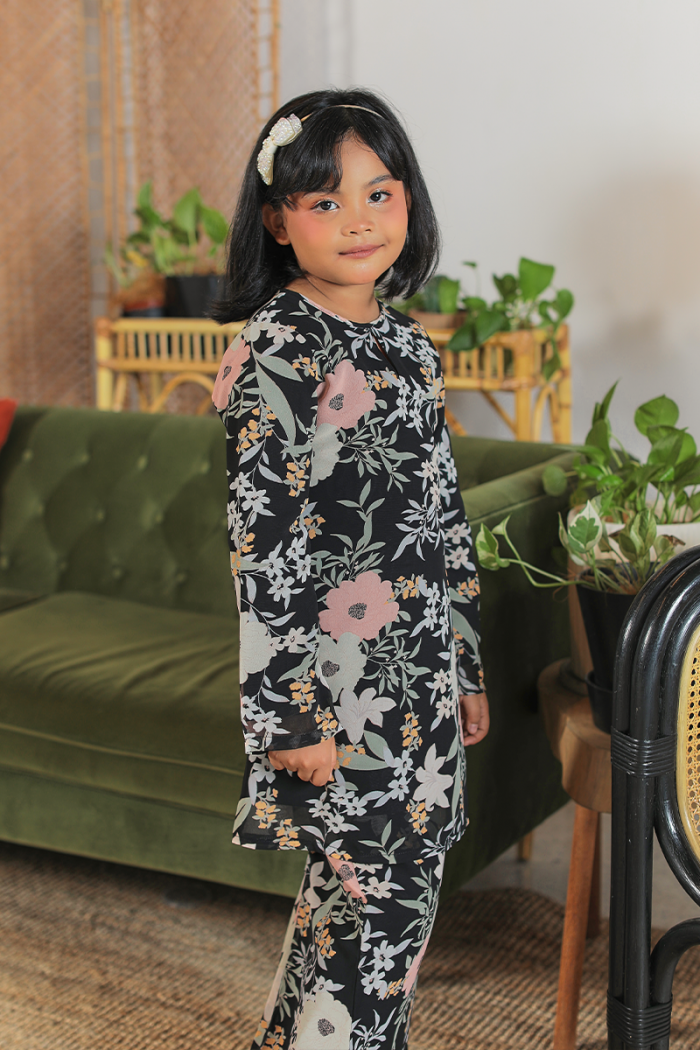 KURUNG FLOURISH - EMBUN KIDS IN BLACK