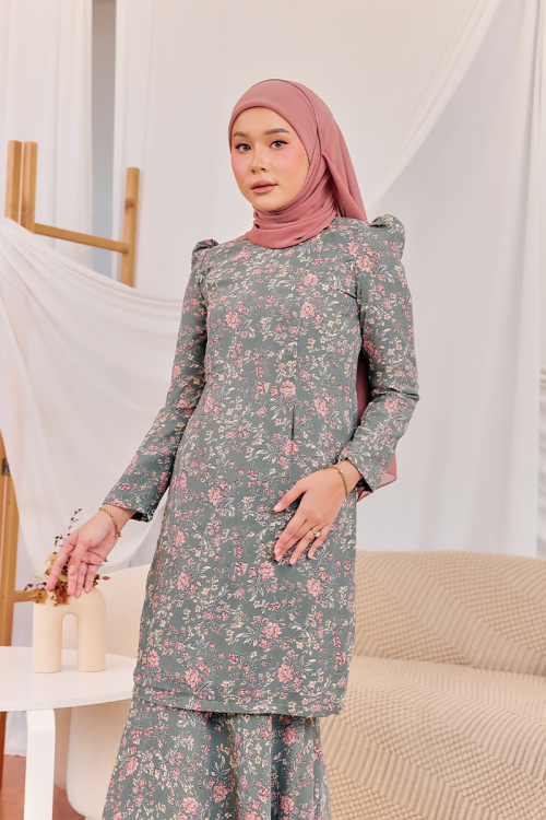 KURUNG MODISH - HANA IN DUSTY GREEN